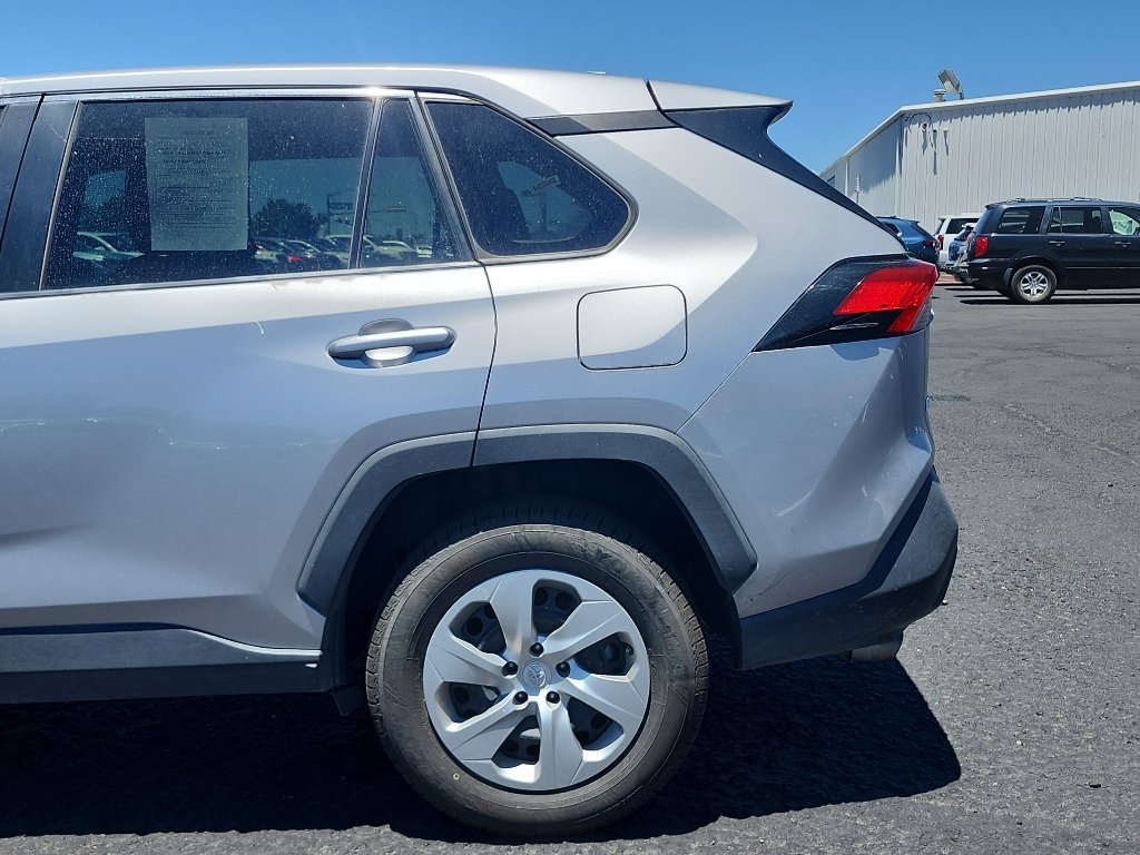 Used 2022 Silver Sky Metallic Toyota LE image 9