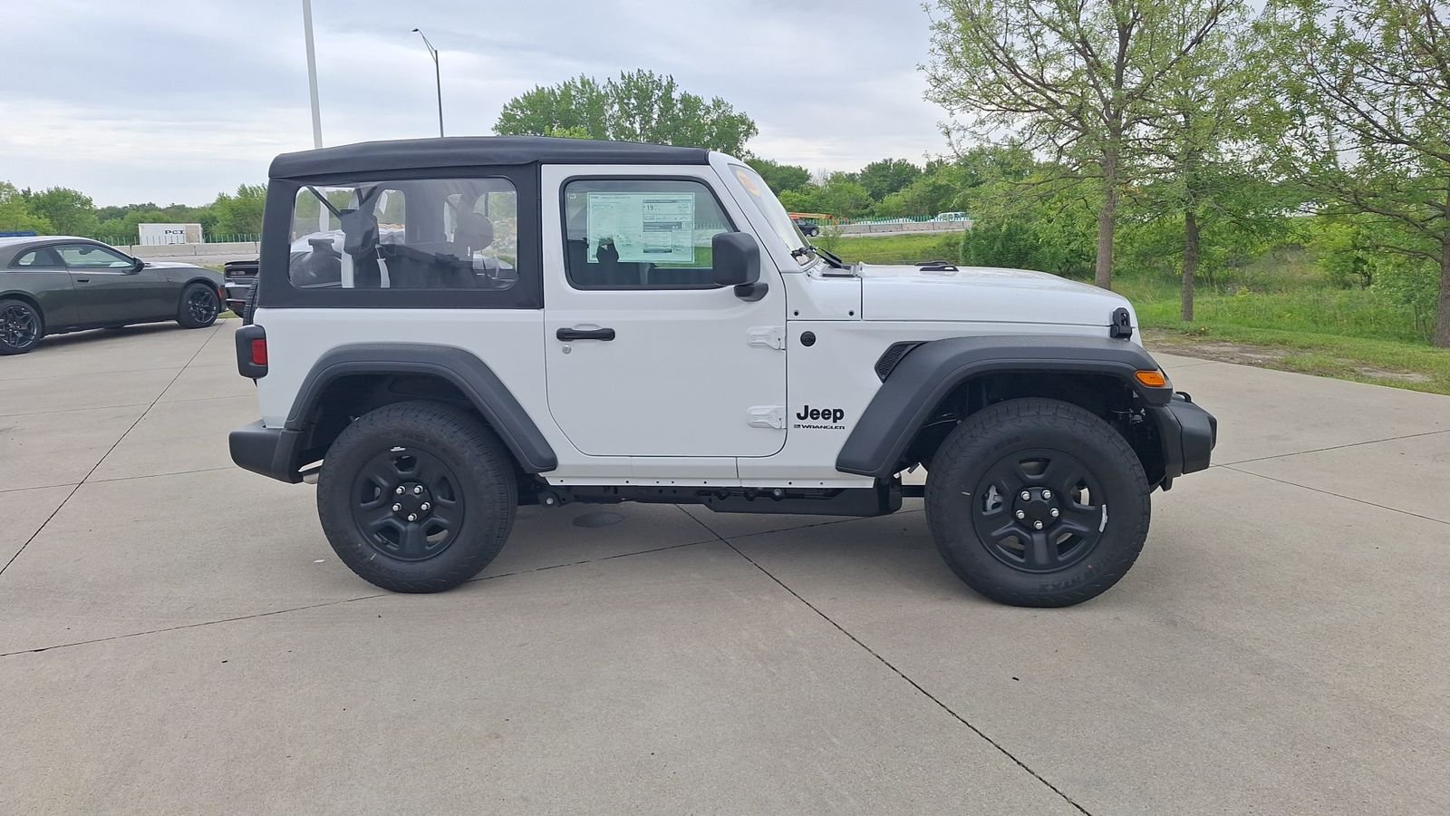 New 2026 Bright White Clear-Coat Exterior Paint Jeep Sport image 3