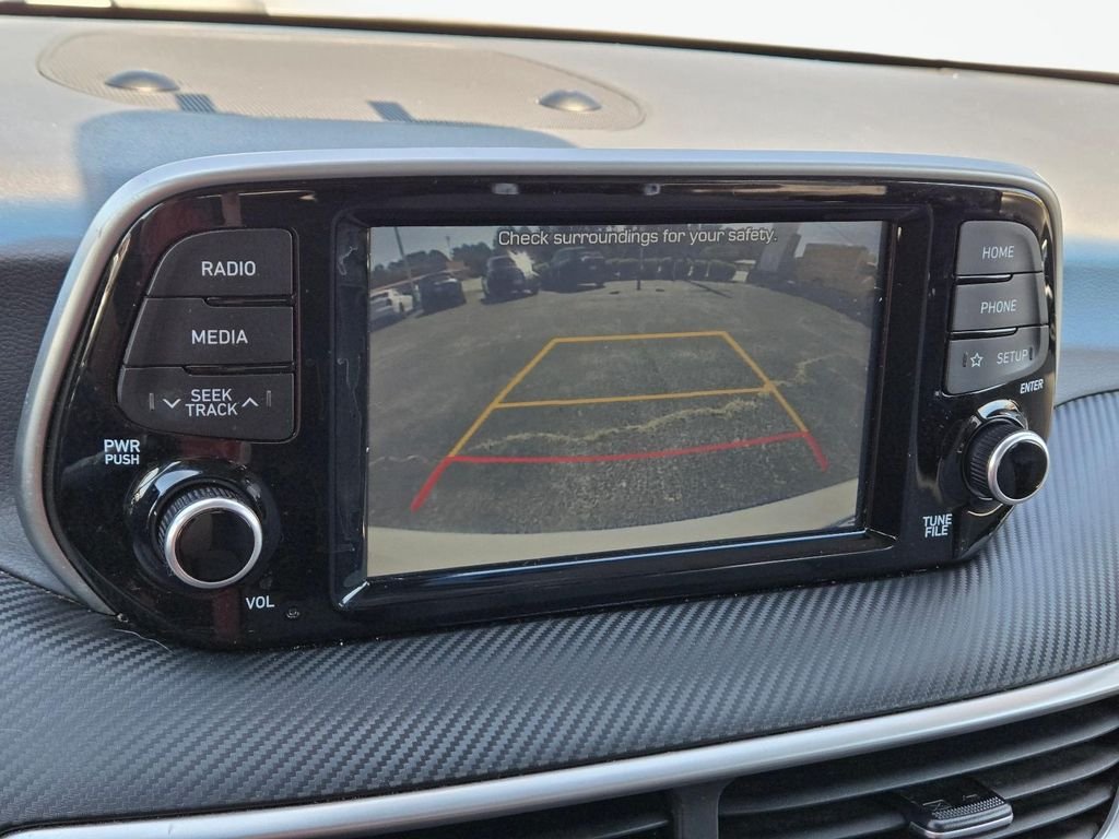 Used 2019 White Hyundai SE image 26