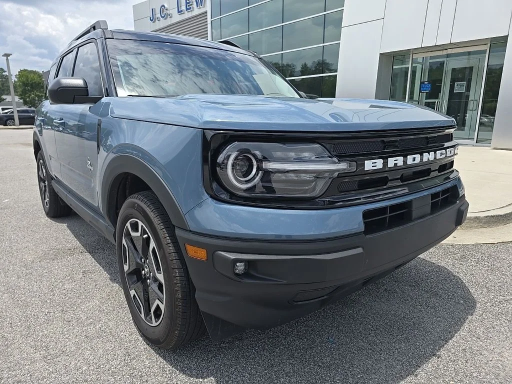 2024 Ford Bronco Sport Outer Banks 4X4's photo
