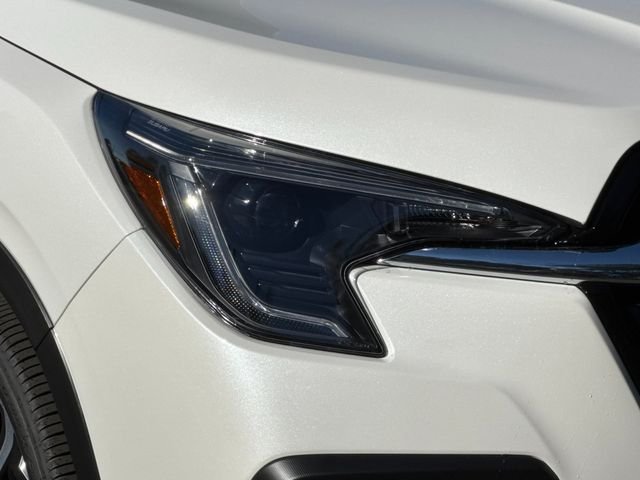New 2026 CRYSTAL WHITE PEARL Subaru Limited 7-Passenger image 34