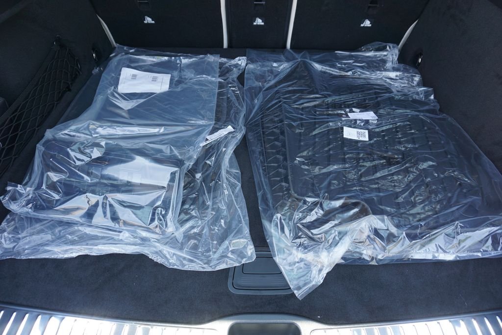 New 2026 Twilight Blue Metallic Mercedes-Benz GLE 450 image 33