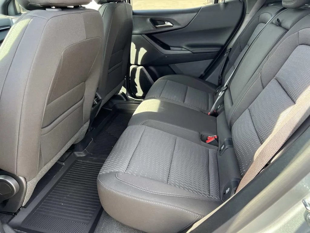 2026 Chevrolet Equinox LT - Photo 9