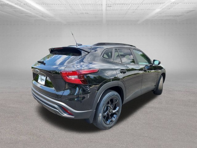 2026 Chevrolet Trax LT - Photo 7