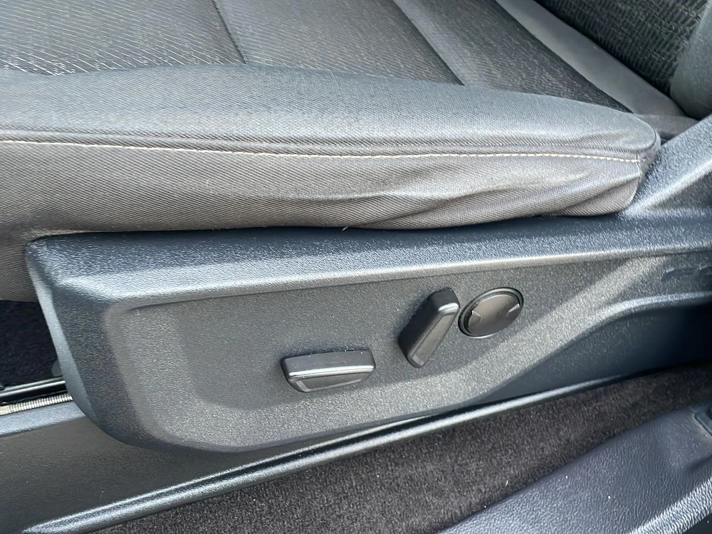 Used 2022 Agate Black Ford XLT image 18