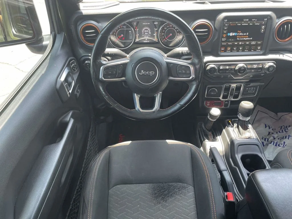 Used 2022 Green Jeep Mojave image 21