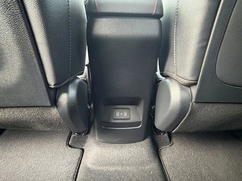 Used 2025 White Kia GT-Line image 18