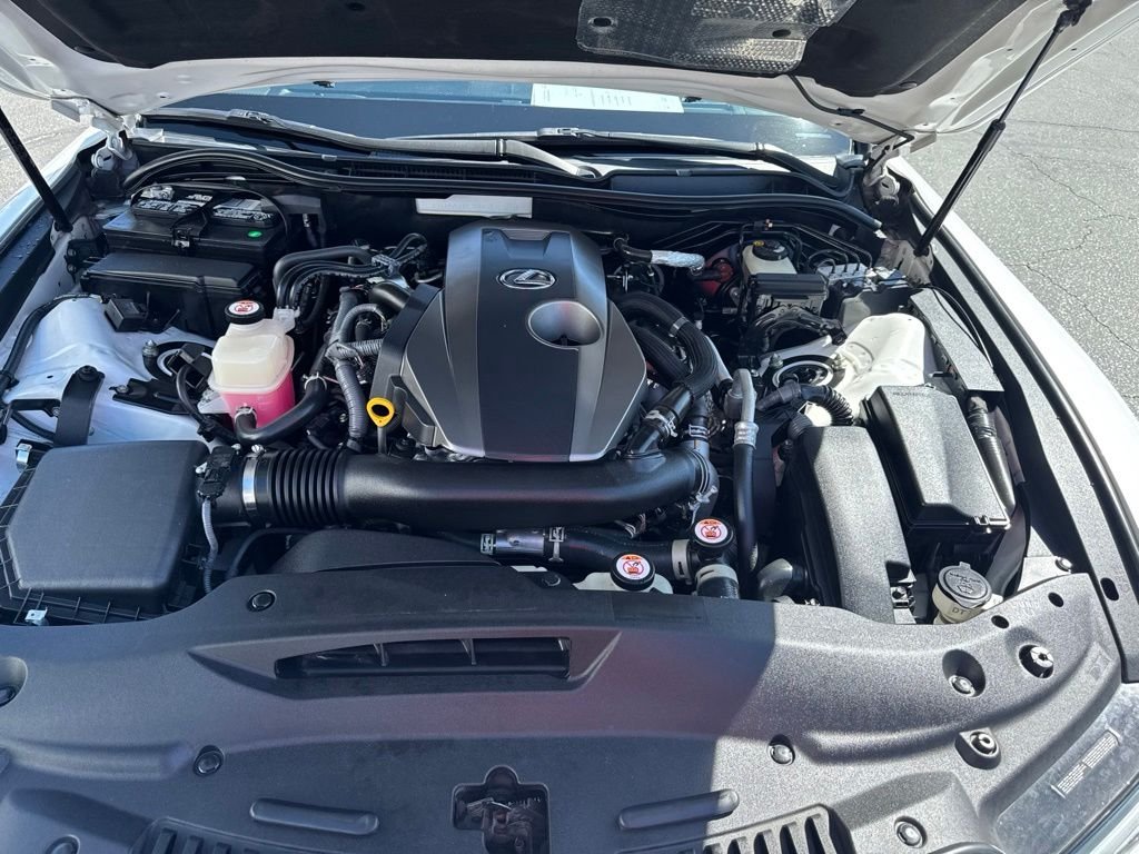 Used 2021 White Lexus 300 image 19