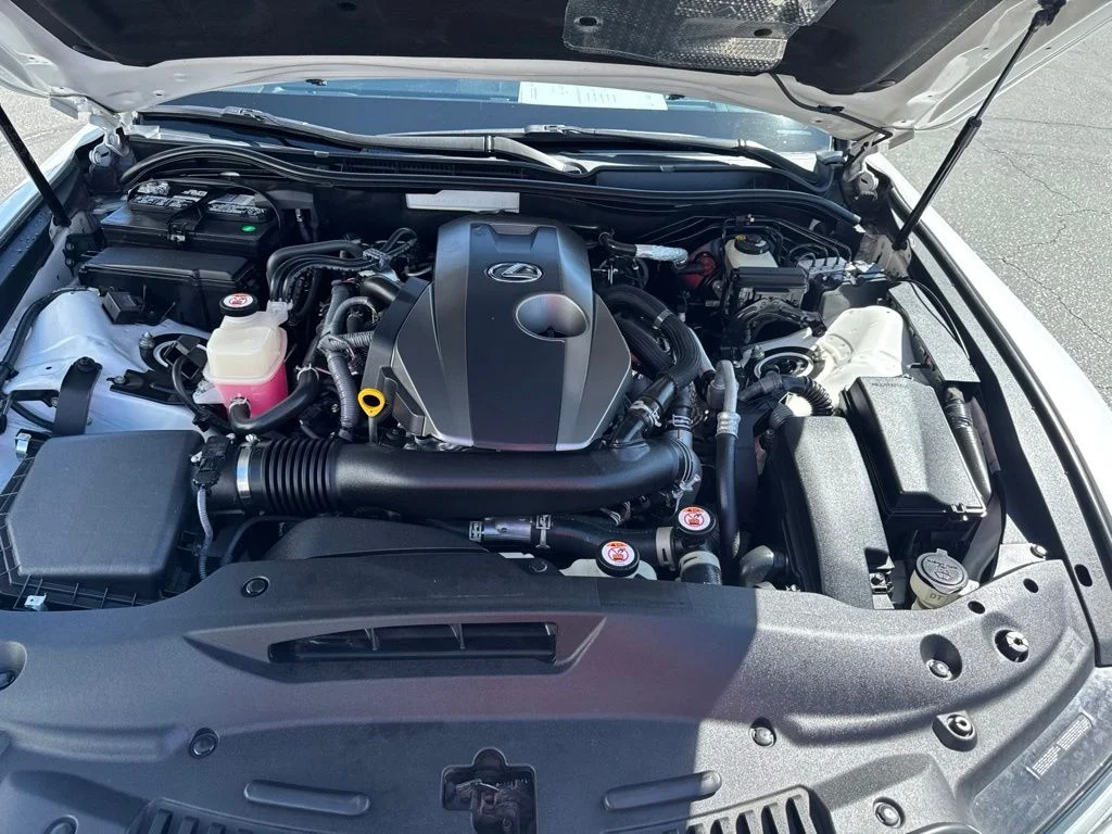 Used 2021 White Lexus 300 image 19