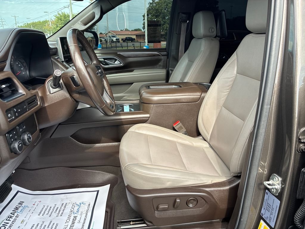 Used 2021 Gray Chevrolet Z71 image 9