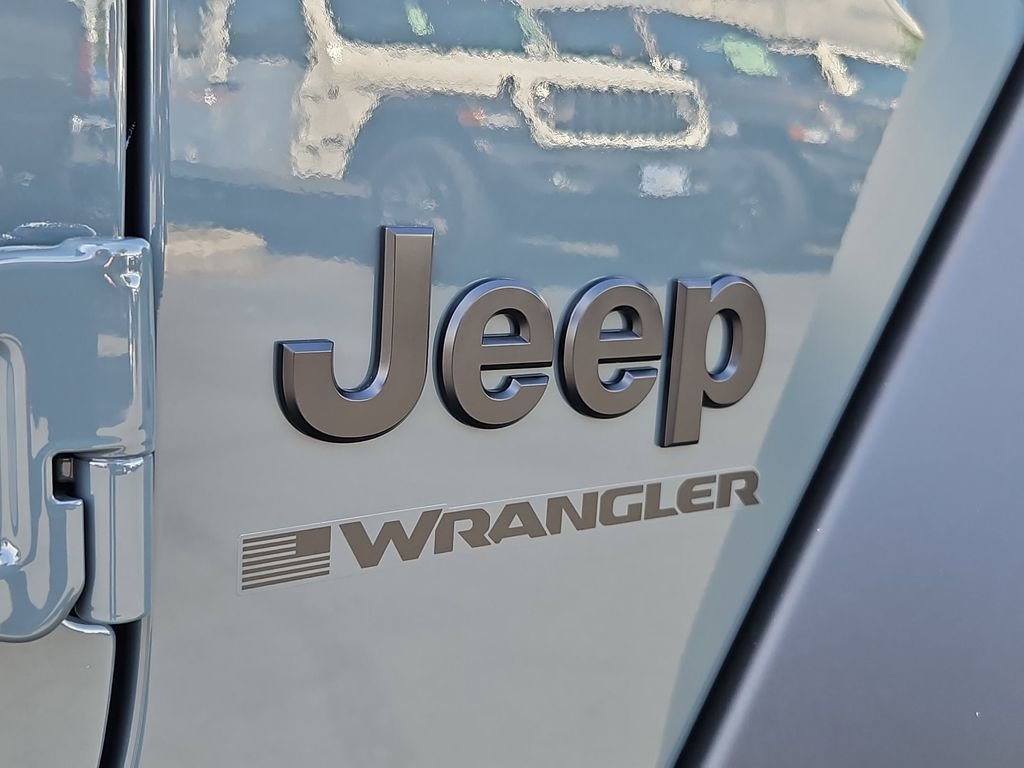 New 2026 Anvil Clear-Coat Exterior Paint Jeep Sport image 25