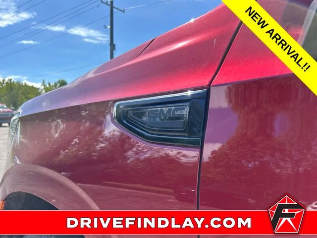Used 2023  GMC Denali image 12
