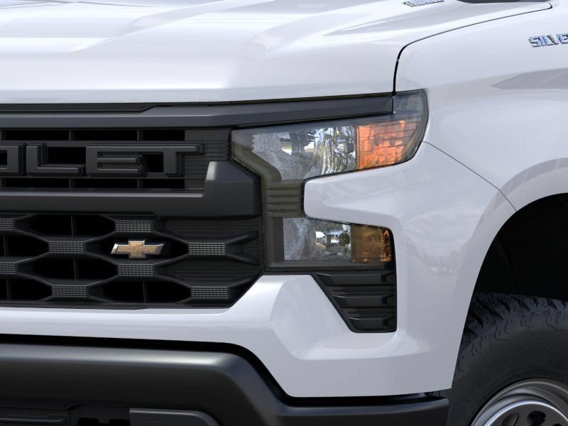 New 2026 Summit White Chevrolet WT image 11