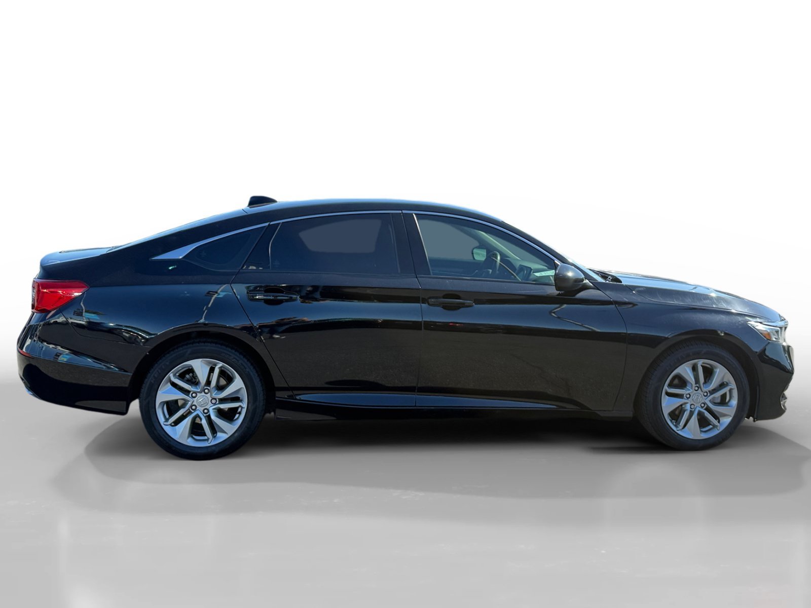 Used 2018 Black Honda LX 1.5T image 6