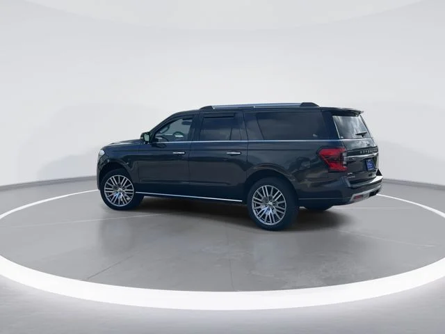 Used 2024 Gray Ford Limited image 5