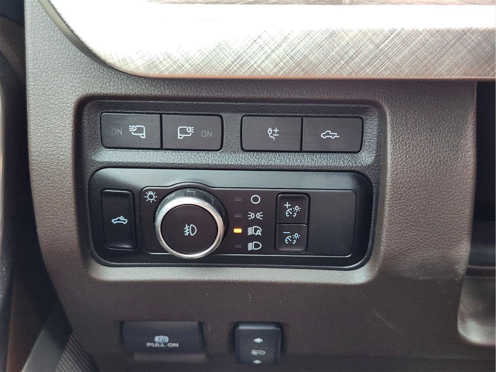 Used 2023 Stone Gray Ford King Ranch image 23