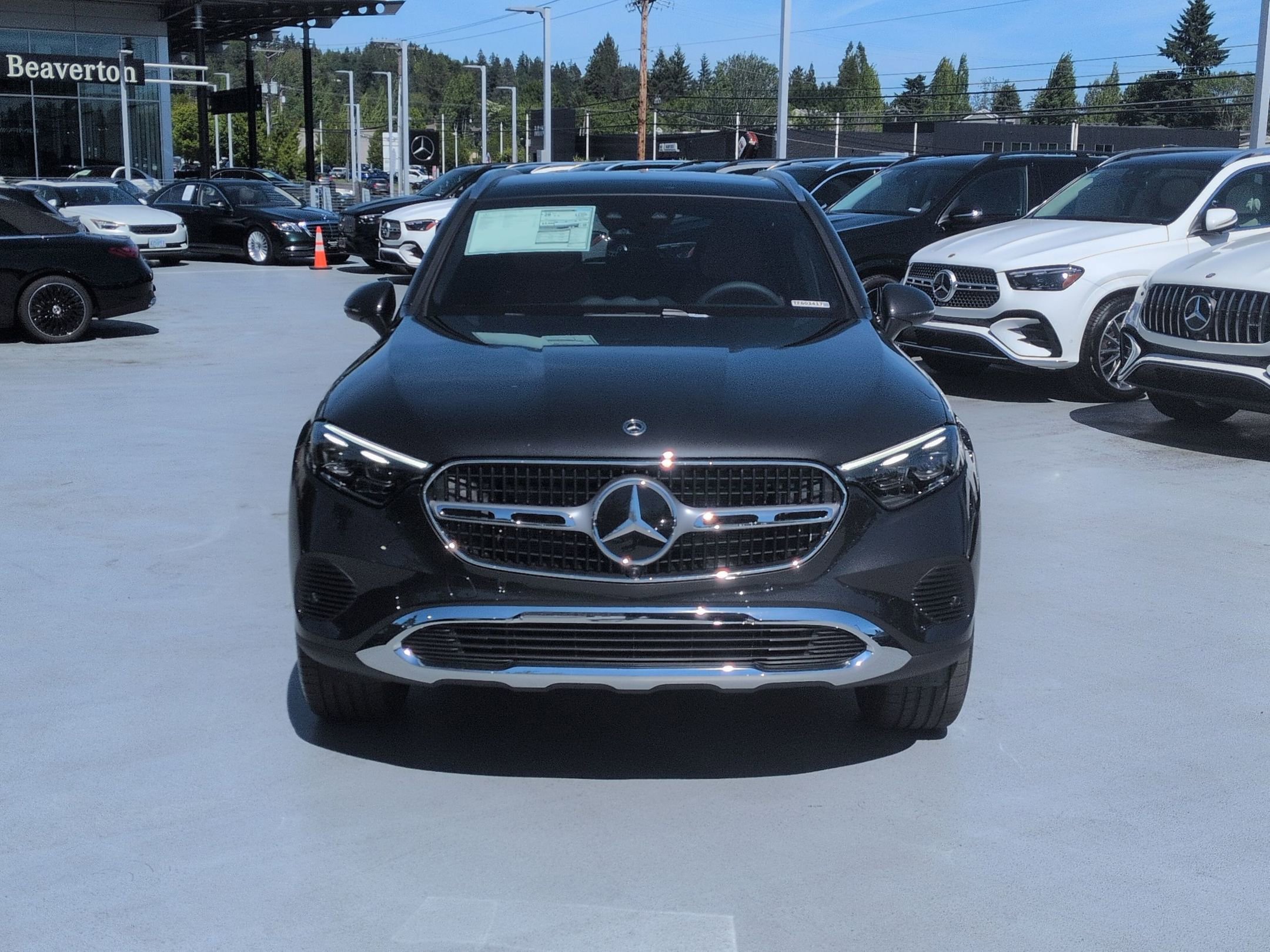 New 2026 Graphite Grey Metallic Mercedes-Benz GLC 300 image 37