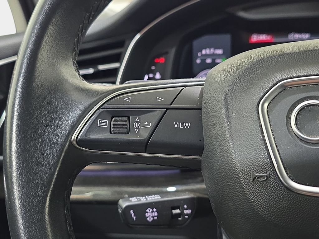 Used 2022  Audi 55 Premium Plus image 18