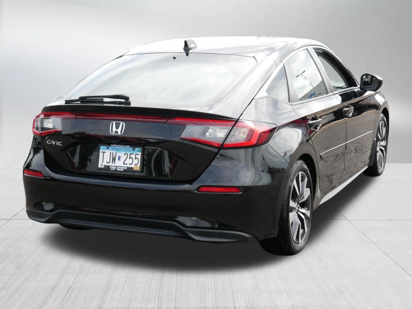 Used 2023 Crystal Black Pearl Honda EX-L image 7