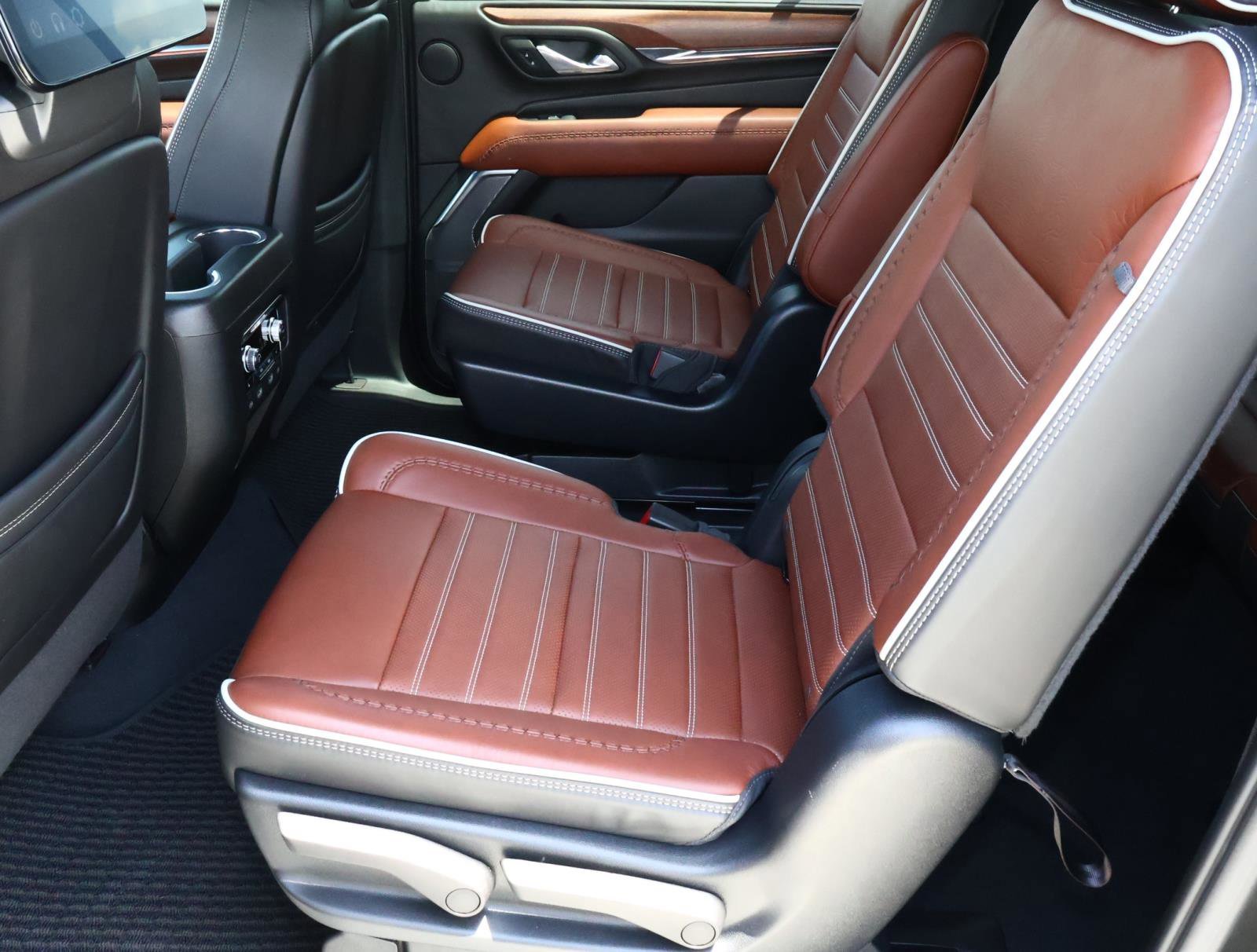 2023 GMC Yukon XL Denali Ultimate - Photo 24