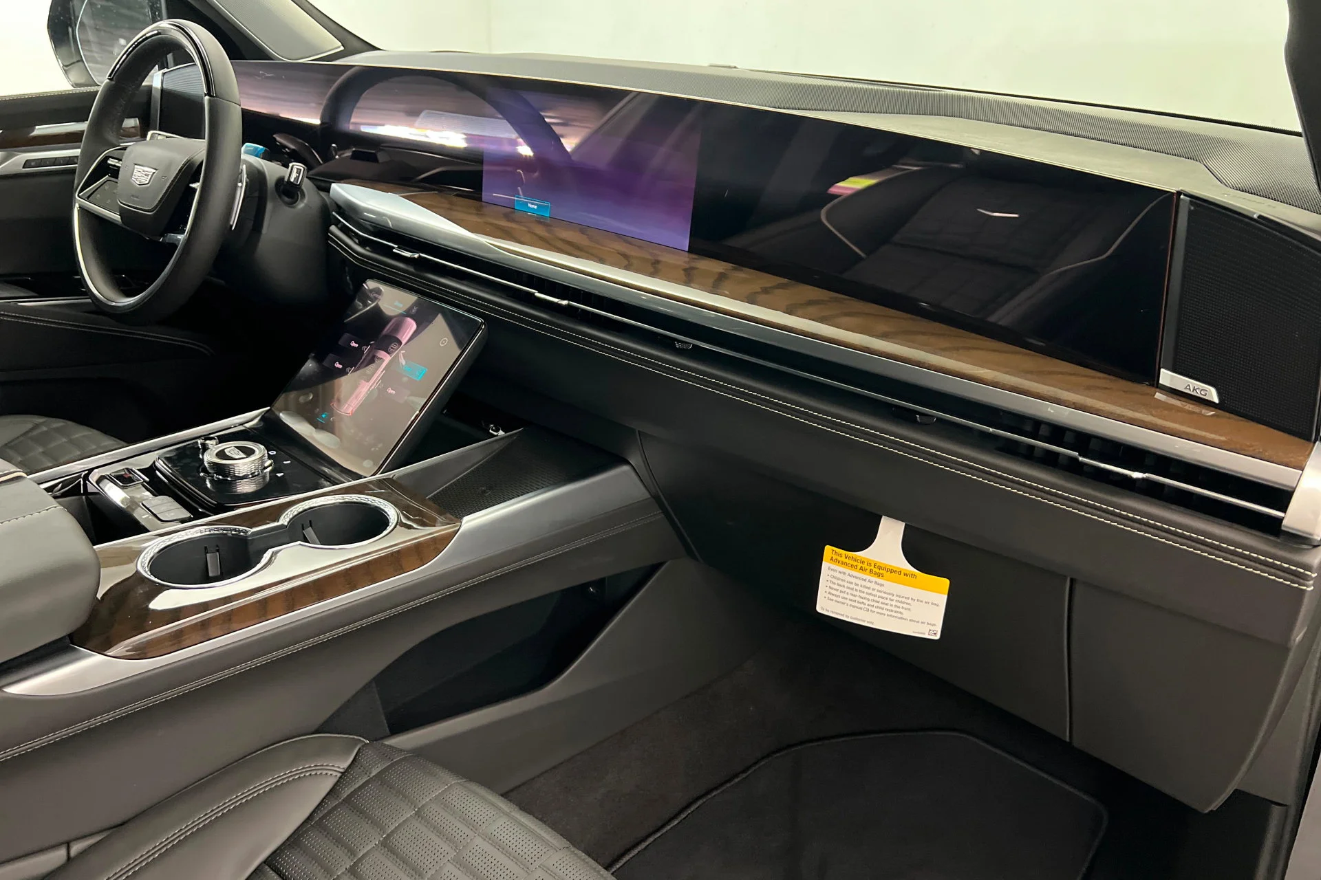 2026 Cadillac Escalade Platinum Sport - Photo 25