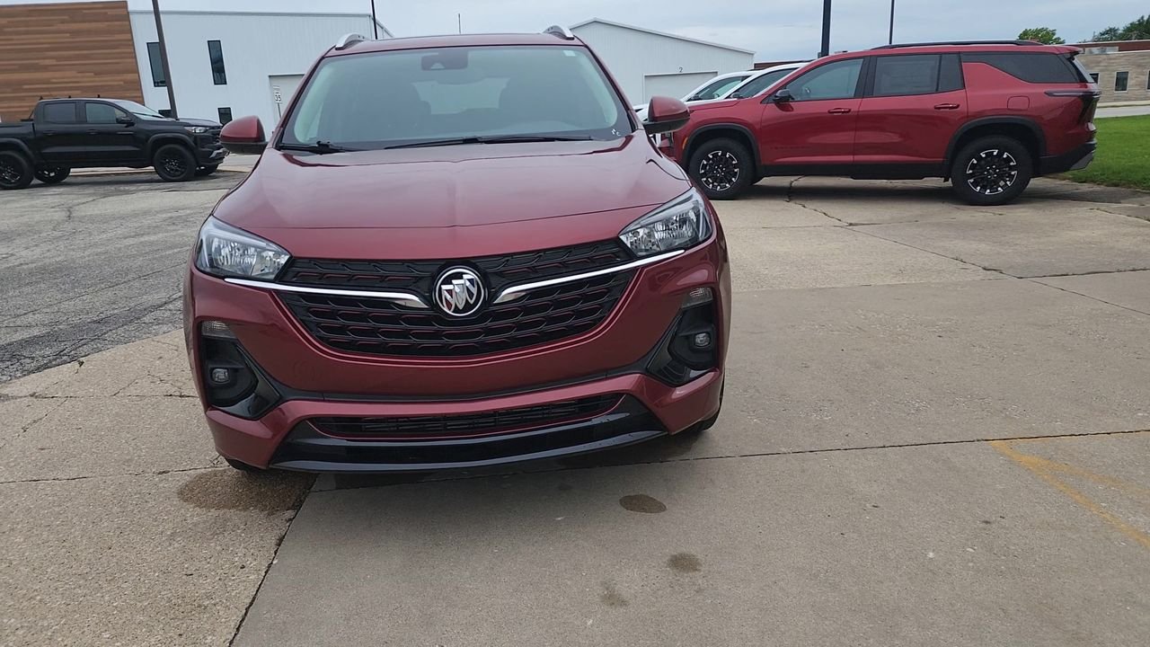 Used 2023 Cinnabar Metallic Buick Select image 6