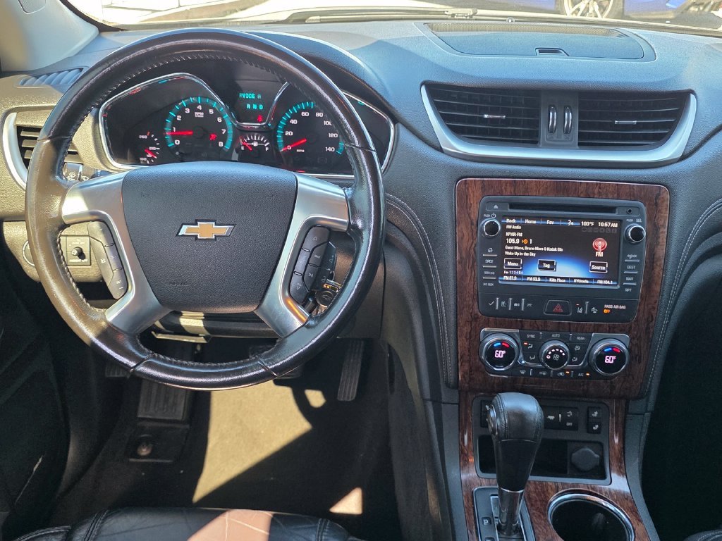 Used 2014 Gray Chevrolet 2LT image 18