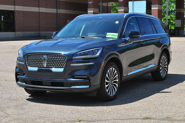 Used 2023 Blue Lincoln Reserve image 7