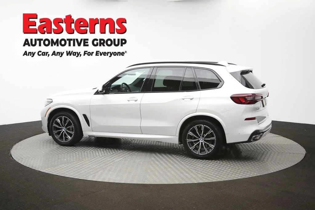 Used 2023 White BMW xDrive40i image 65