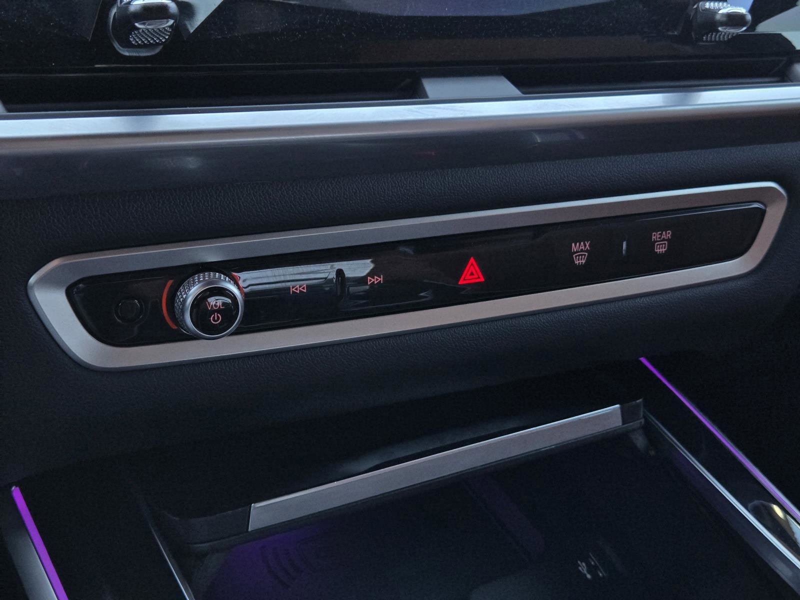 Used 2024 Black Sapphire Metallic BMW M60i image 20