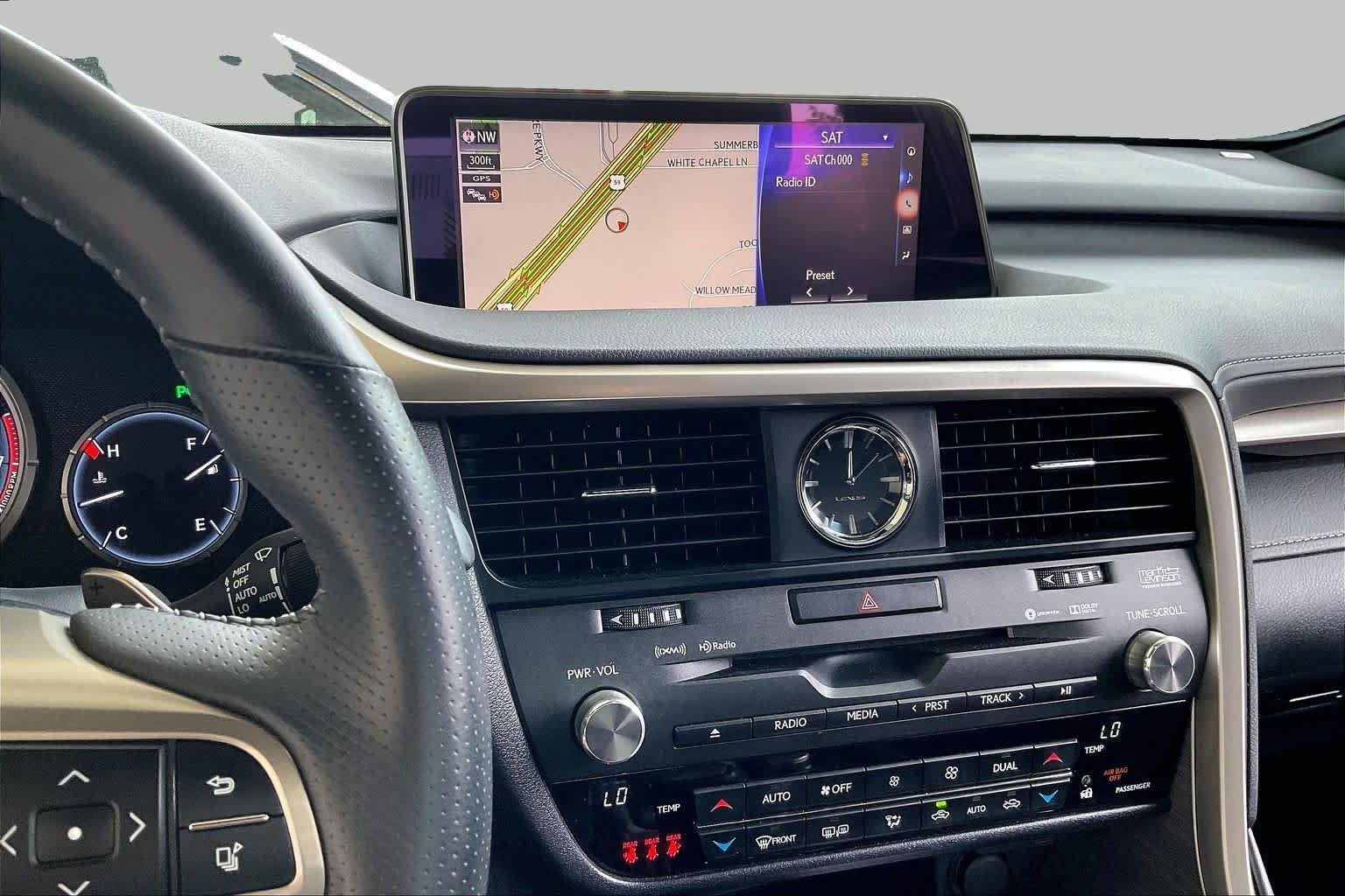 Used 2018 Ultra White Lexus  image 6
