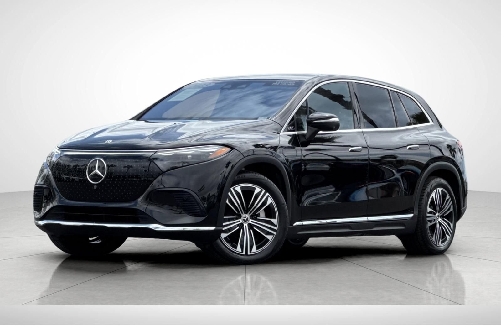2023 Mercedes-Benz EQS SUV EQS 450 4MATIC Auto's photo