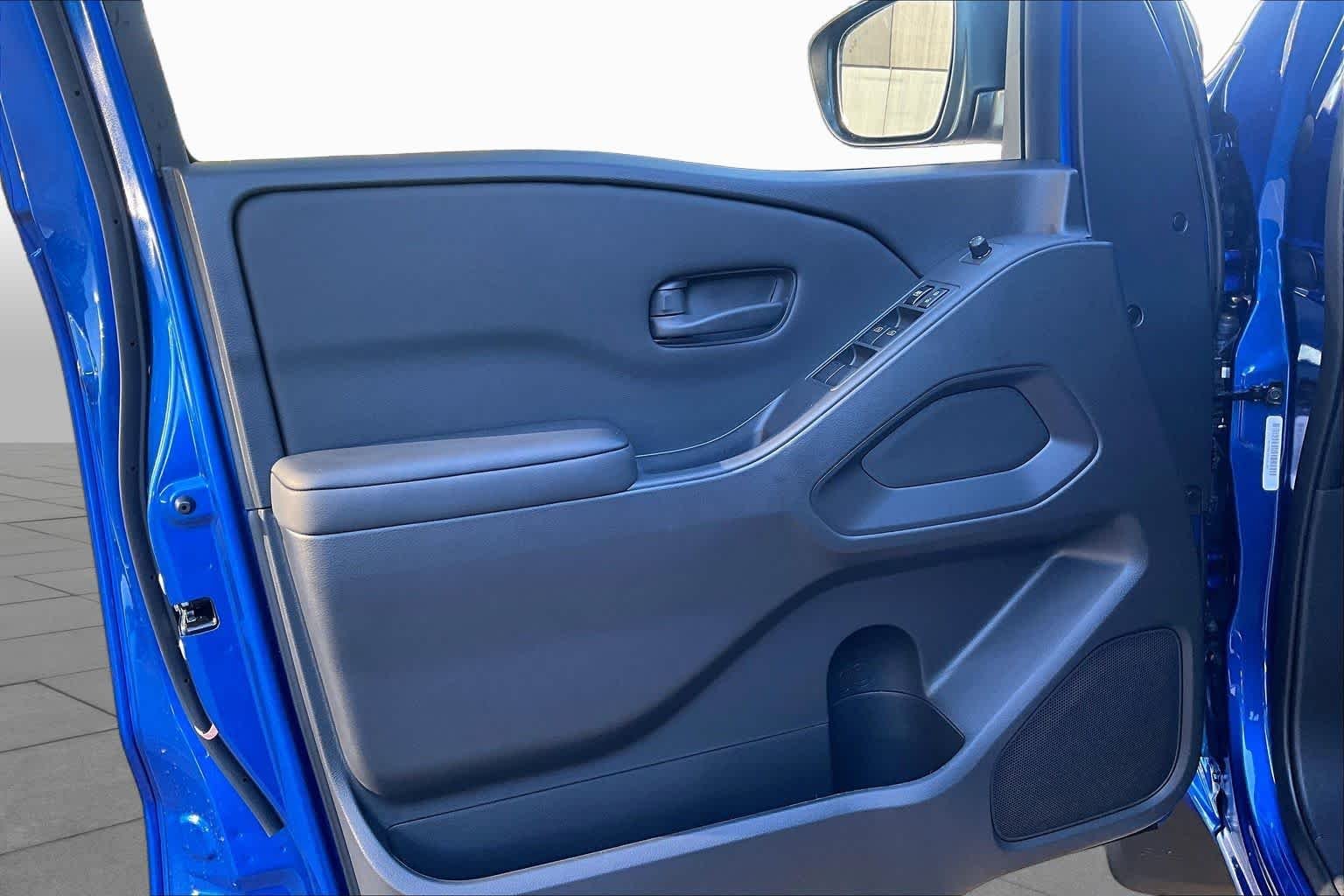 New 2027 Bluestone Pearl Nissan SV image 13