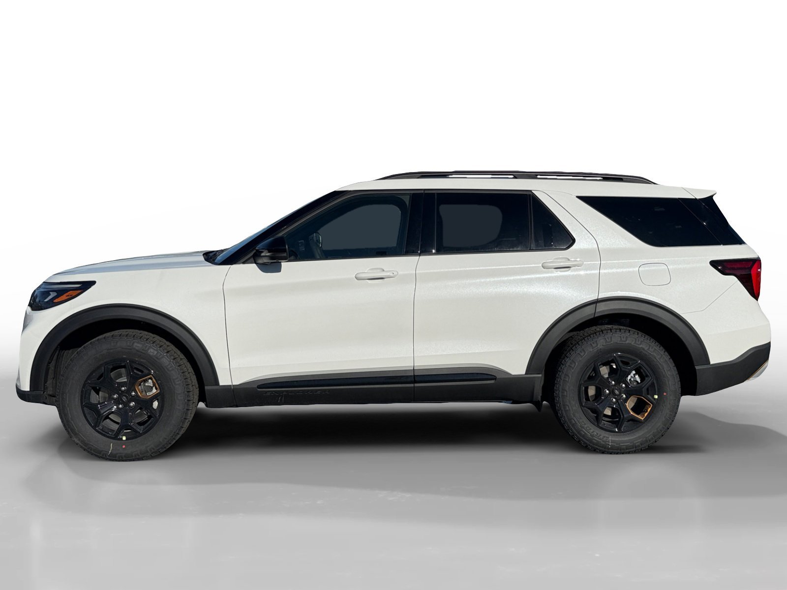 New 2026 Star White Metallic Tri-Coat Ford Tremor® image 2