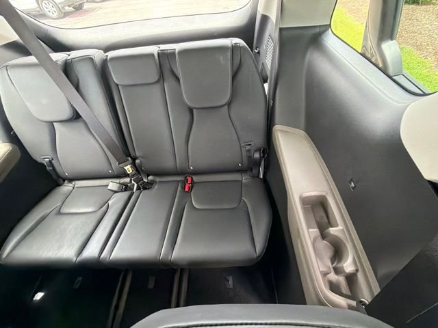 Used 2026 Black Kia LXS image 17