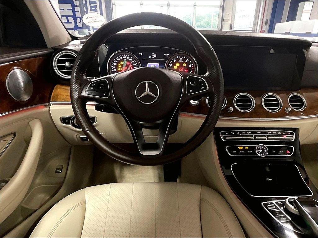 Used 2018 Black Mercedes-Benz E 400 image 17