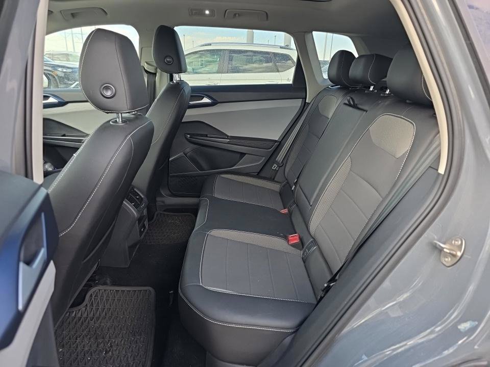 Used 2024 Gray Volkswagen 1.5T SE image 12