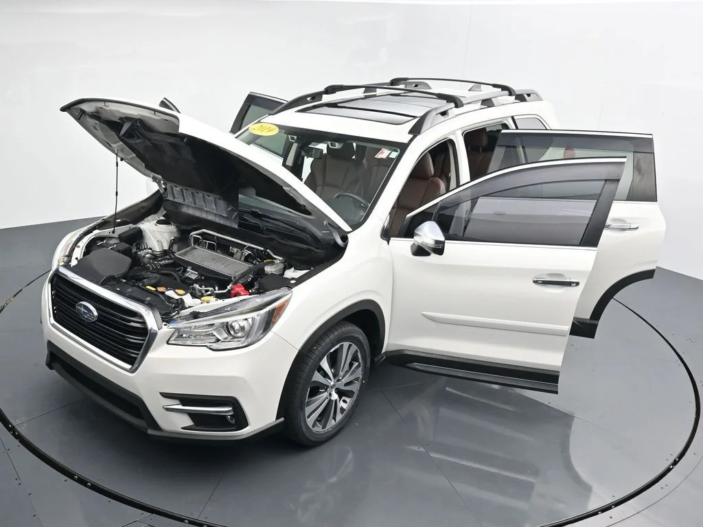 Used 2019 White Subaru Touring image 39