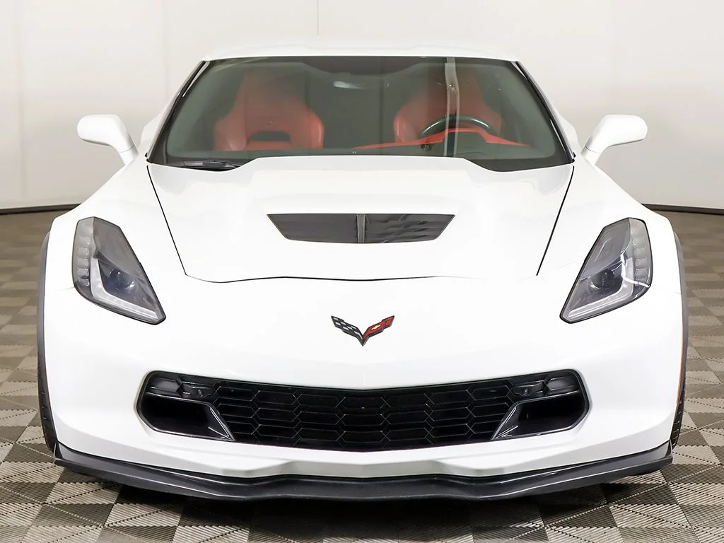 Used 2017 Arctic White Chevrolet Z06 image 11