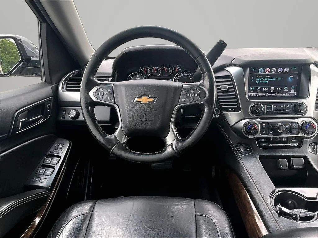 Used 2019 Gray Chevrolet LT image 5