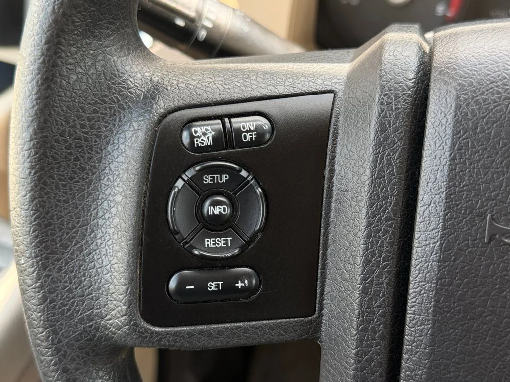Used 2011 Black Ford XLT image 30