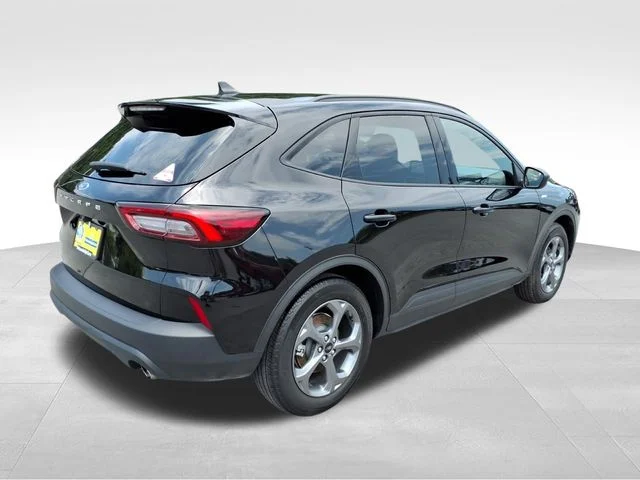Used 2025 Black Ford ST-Line image 11