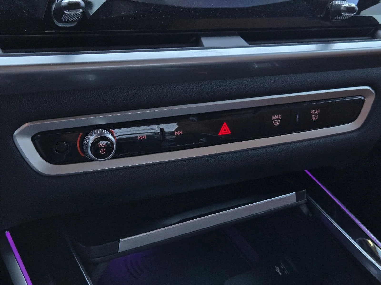 Used 2024 Black Sapphire Metallic BMW M60i image 20