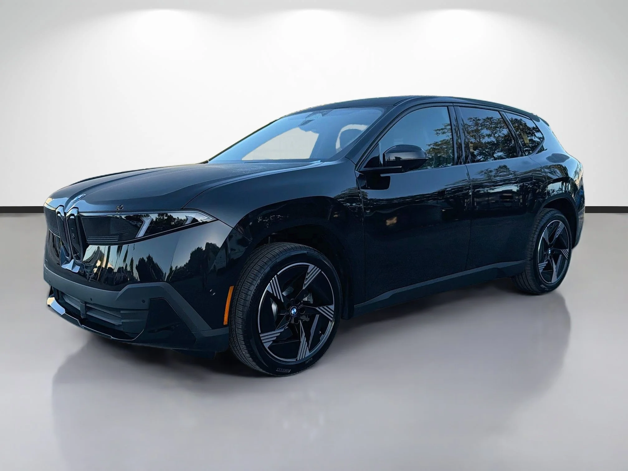 New 2027 Black Sapphire Metallic BMW 50 xDrive image 7