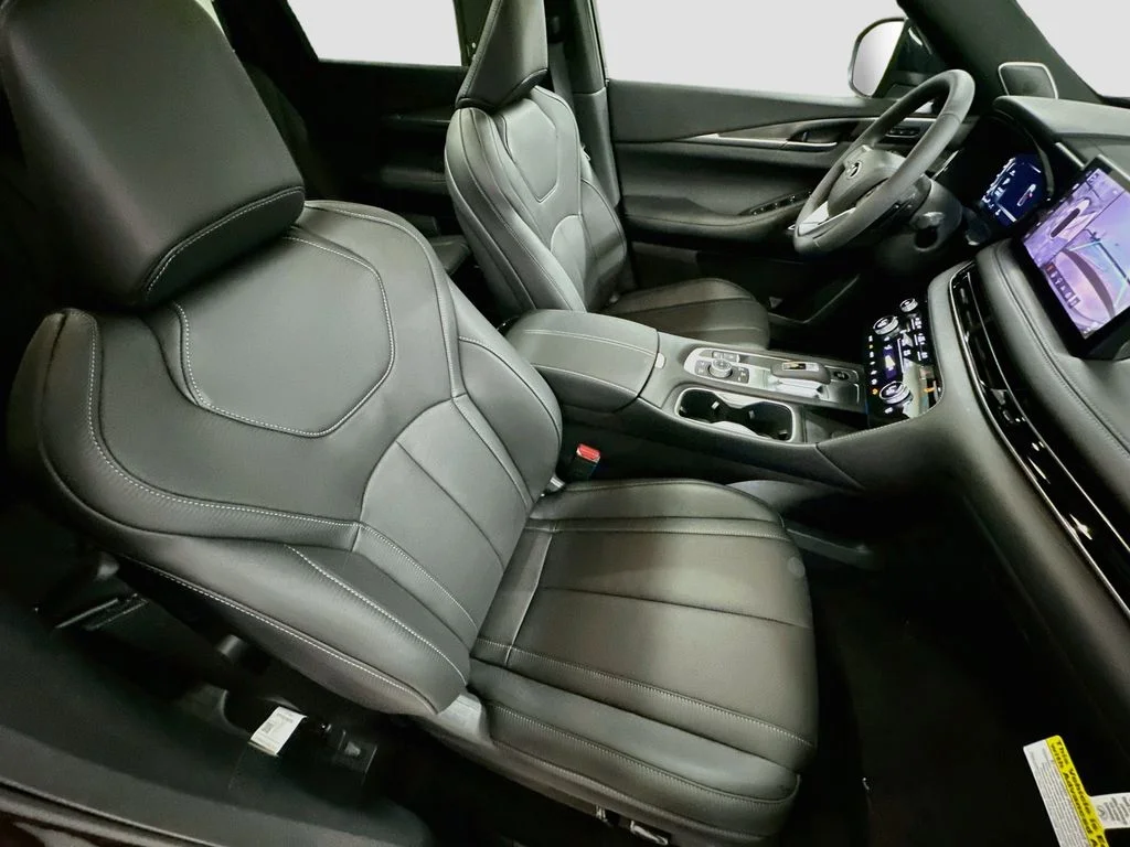 New 2027 MINERAL BLACK INFINITI SPORT image 30