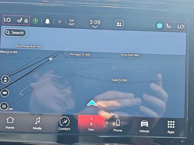 Used 2025  Dodge R/T Premium image 16