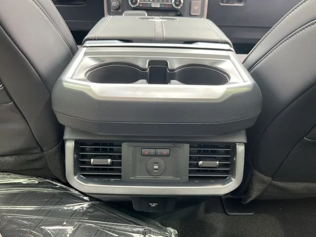 New 2026 Star White Metallic Tri-Coat Ford Platinum® image 58