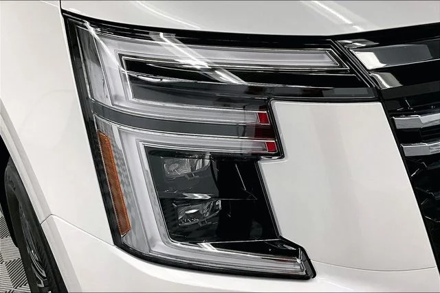 New 2026 Aspen White Tricoat Nissan SL image 14