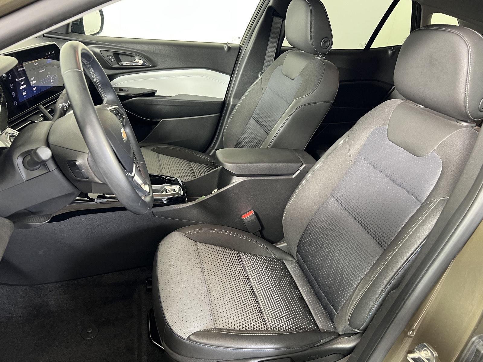 Used 2024 Harvest Bronze Metallic Chevrolet LT image 4