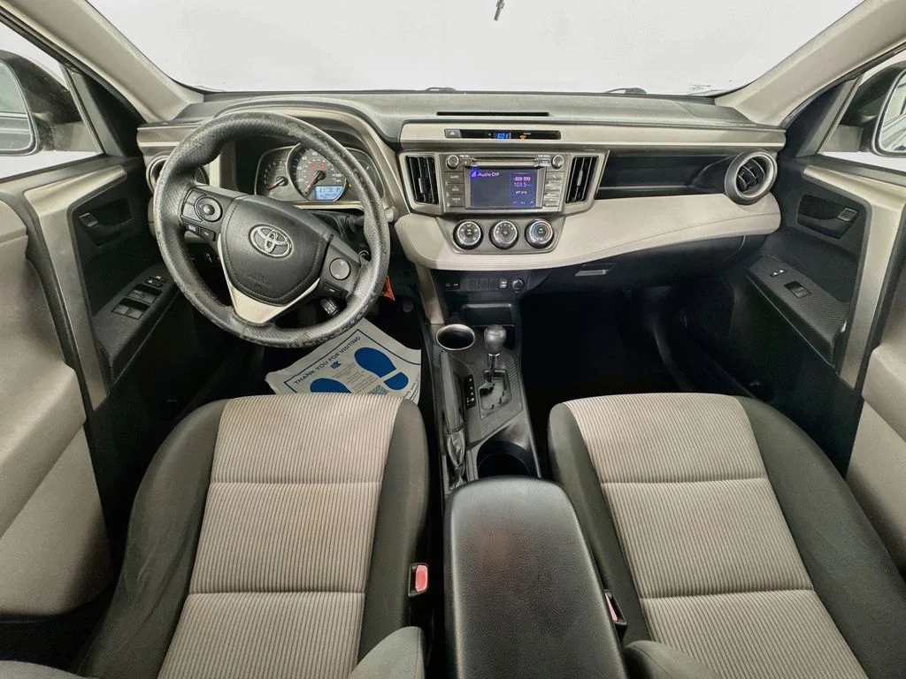 Used 2013 Gray Toyota LE image 26